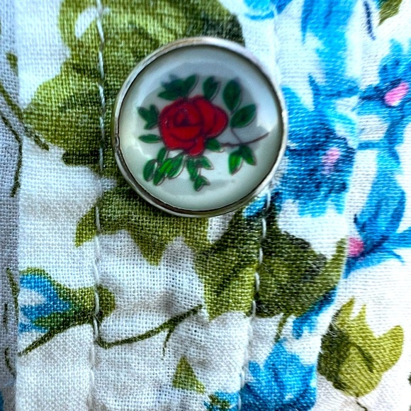 Nine & Company Vintage Floral 🌹 Button-Up Shirt - Picture 4 of 8